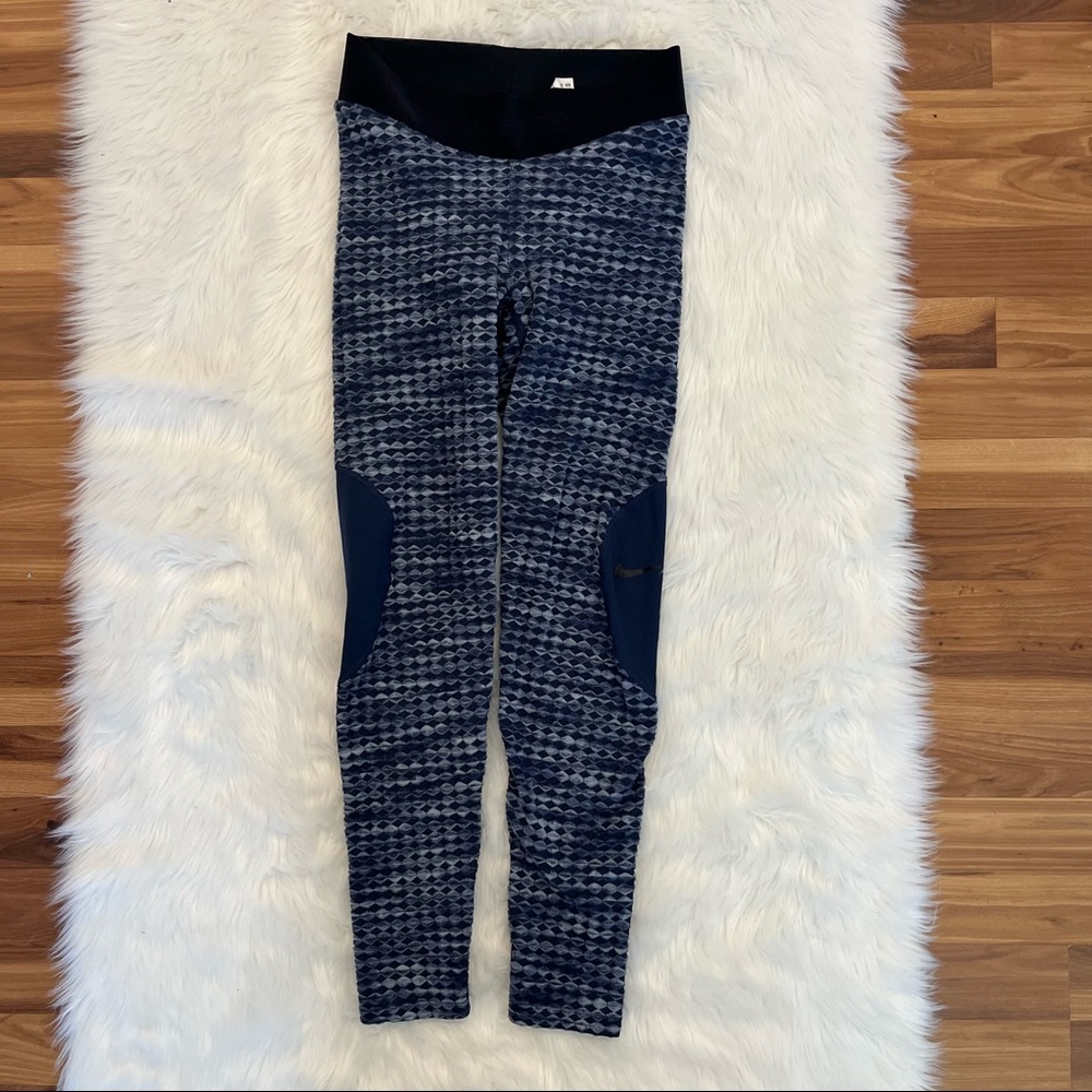 Nike leggings